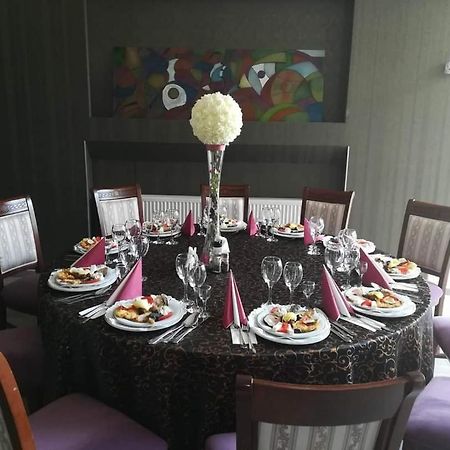 Casa Achim Hotel Baia Mare Eksteriør billede