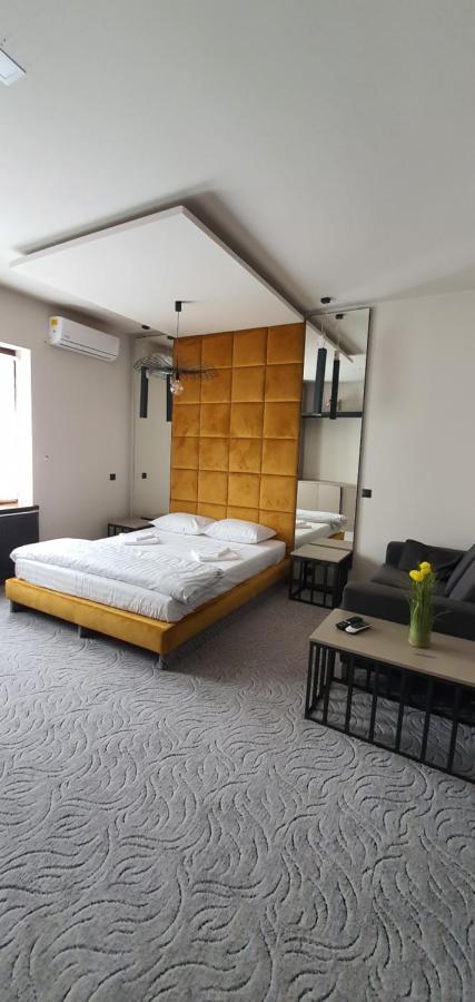 Casa Achim Hotel Baia Mare Eksteriør billede