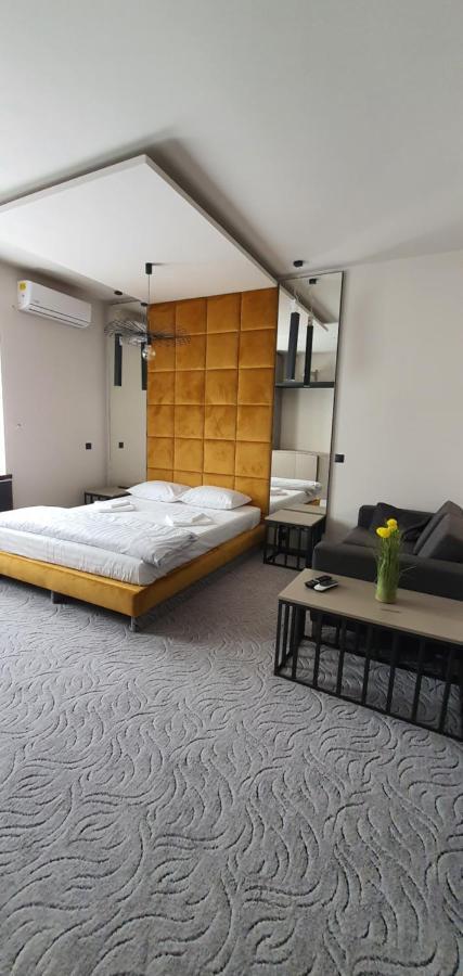 Casa Achim Hotel Baia Mare Eksteriør billede